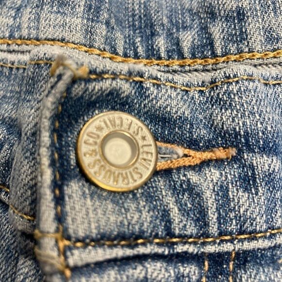 LEVI STRAUSS, Women’s Jeans, blue, Size 16 Medium, inseam:30” - Picture 9 of 12